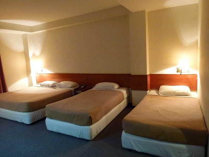 Sun Inns Hotel Sitiawan Exterior photo